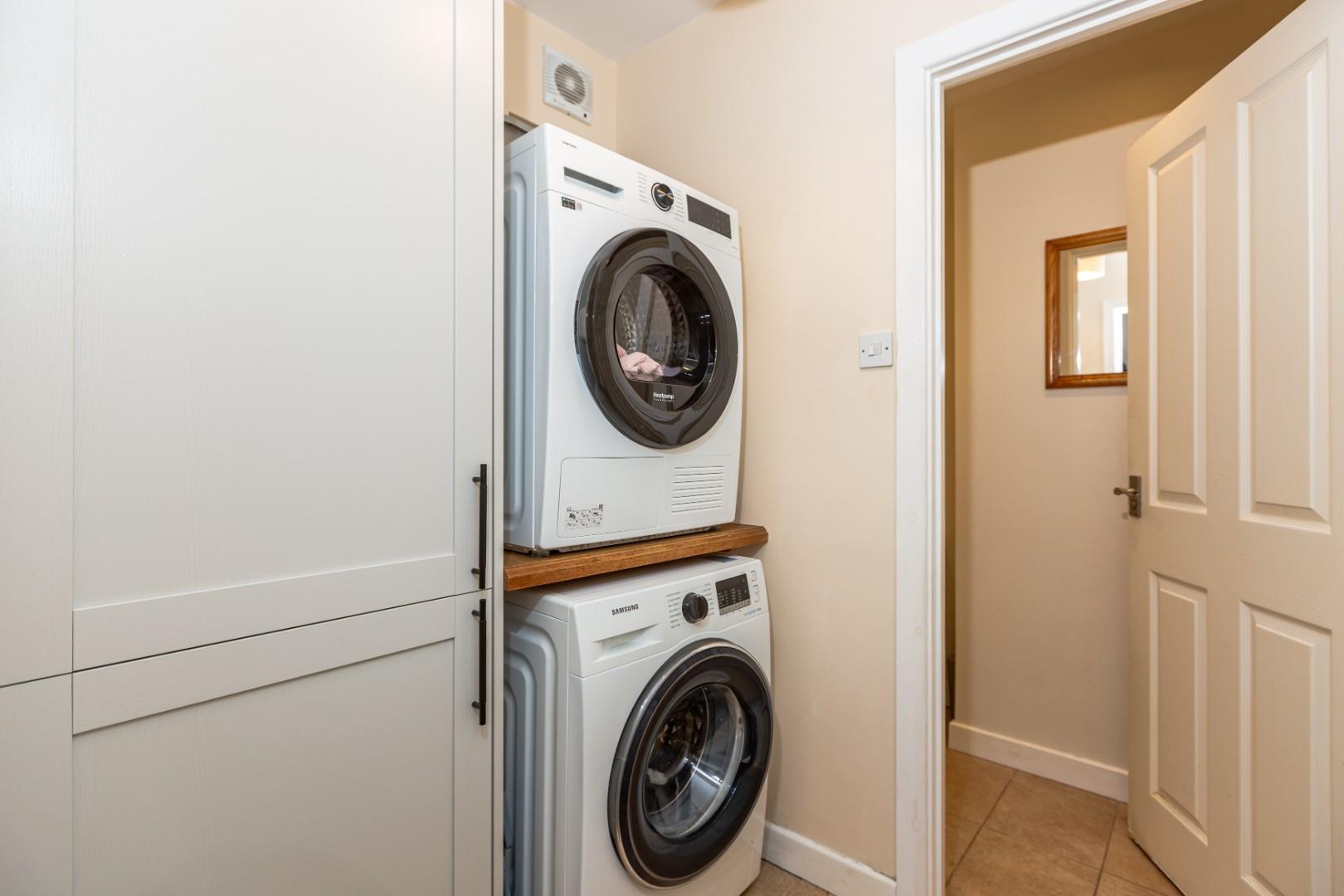 John Street, Mumbles, Swansea, SA3 4LH